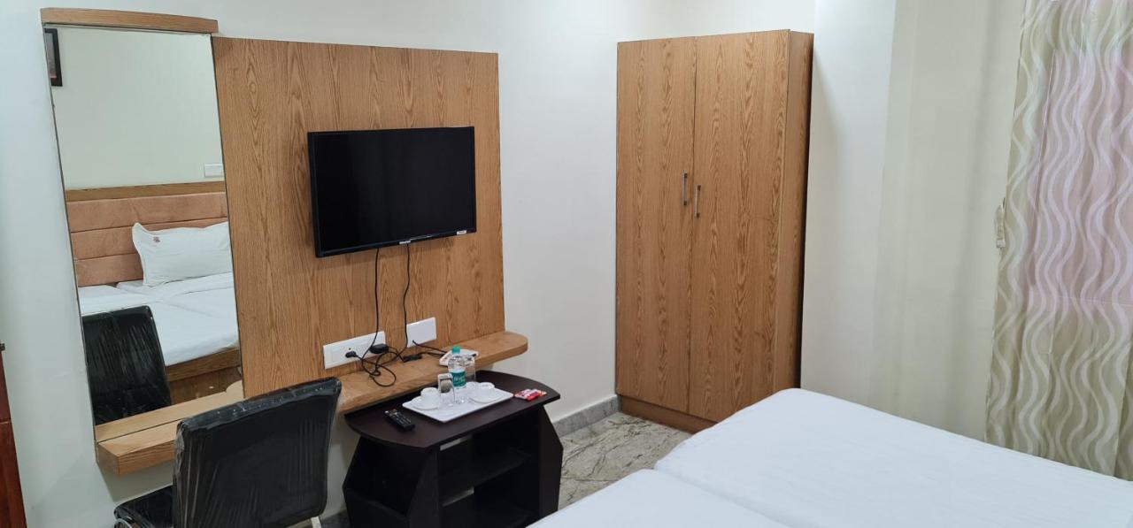 Vijay Shree Inn Vellore Eksteriør bilde