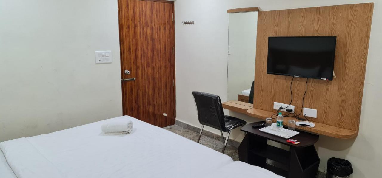 Vijay Shree Inn Vellore Eksteriør bilde