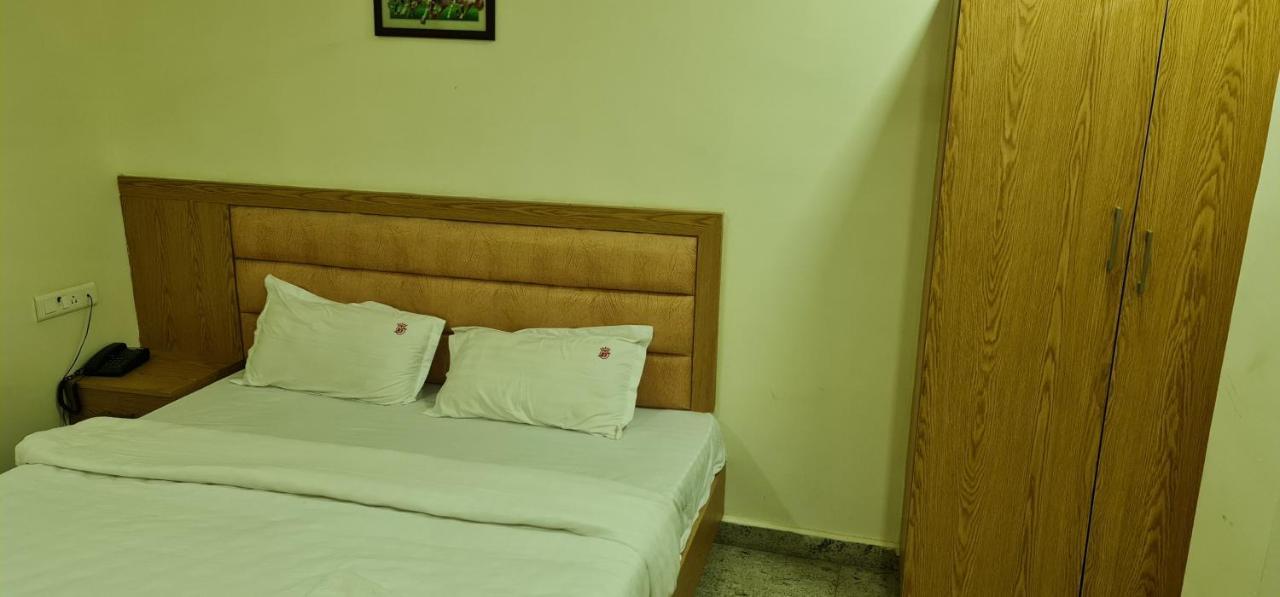 Vijay Shree Inn Vellore Eksteriør bilde