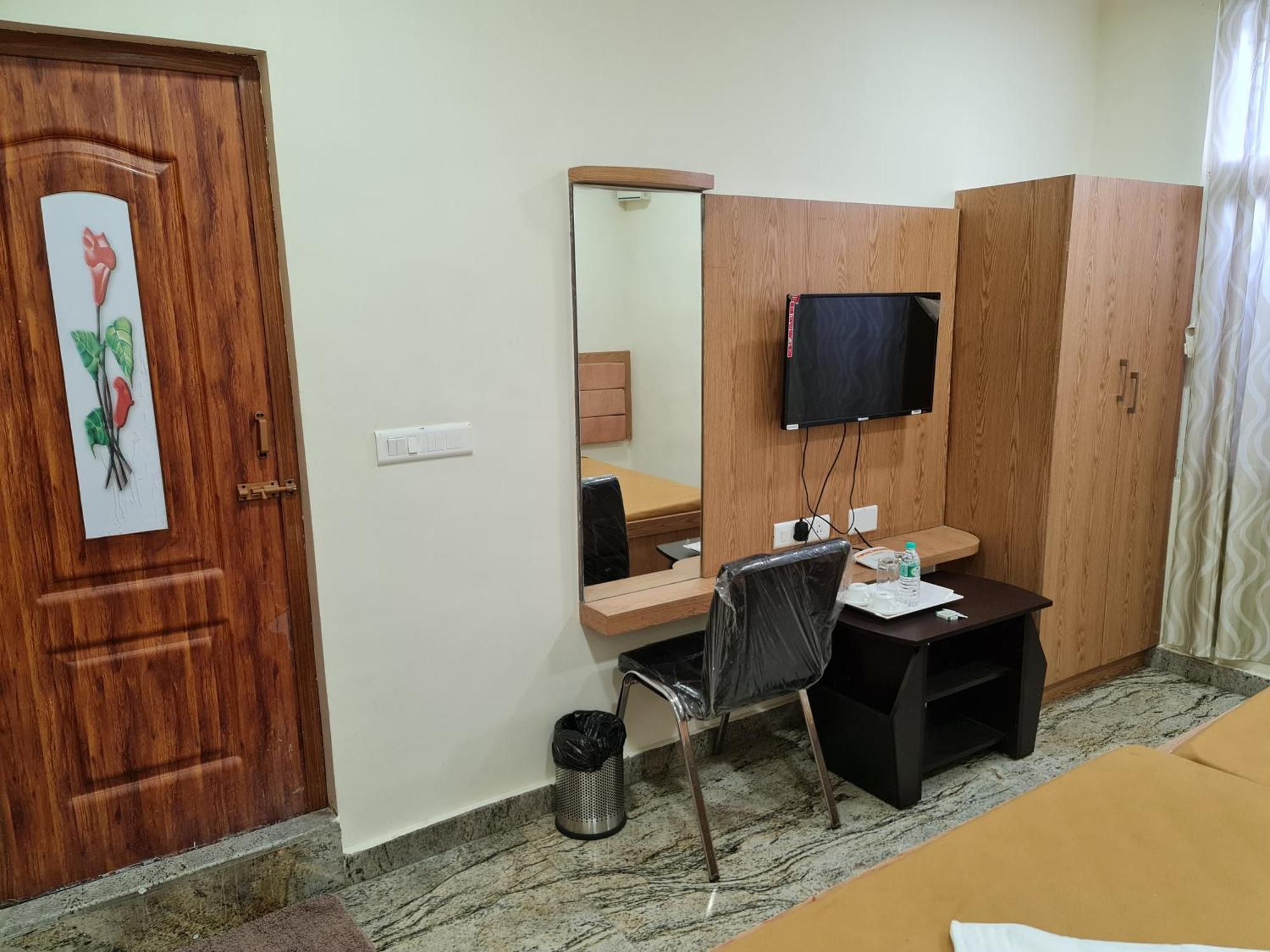 Vijay Shree Inn Vellore Eksteriør bilde